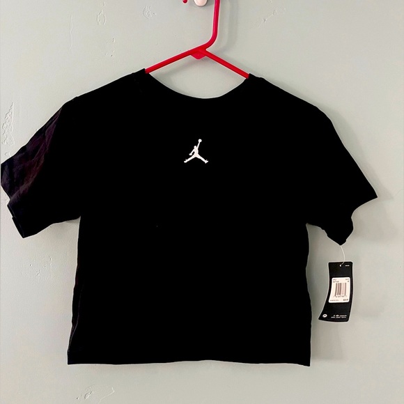 ♥️ JORDAN Essential Tee-NWT, size 6X - Picture 3 of 6